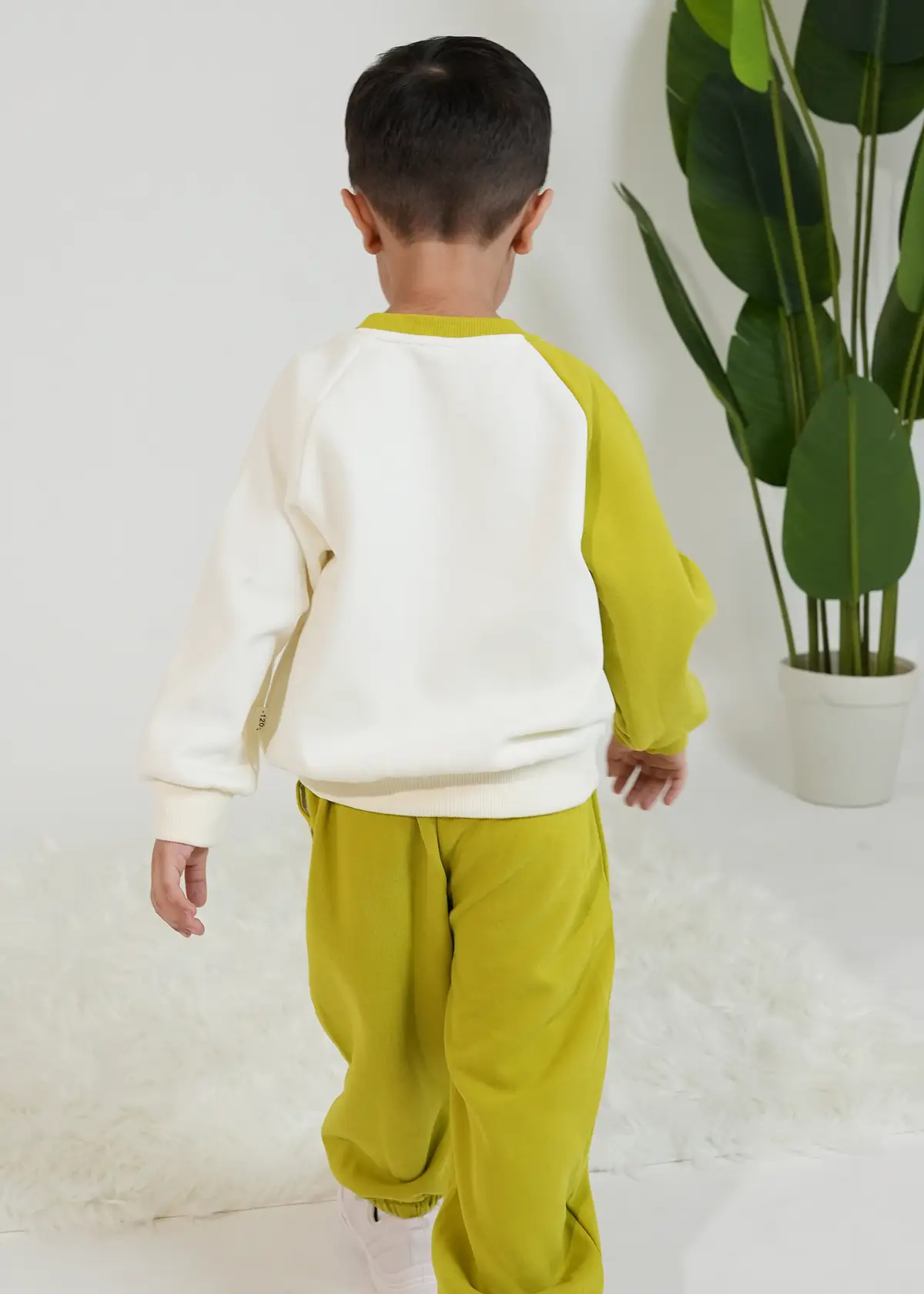 blushing croc tracksuit 4