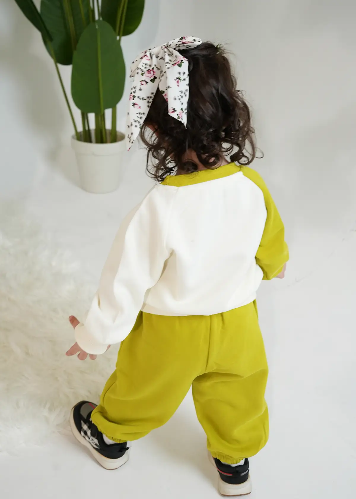 blushing croc tracksuit 7